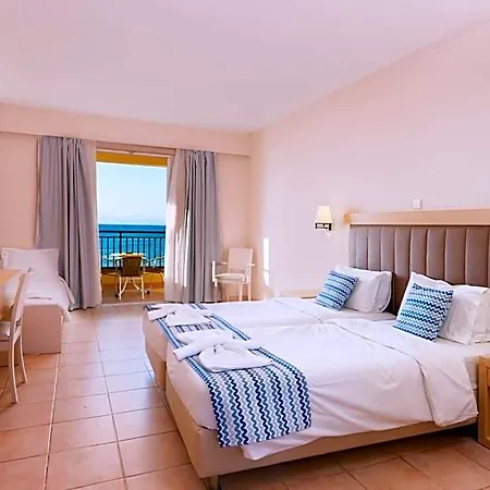 Alykanas Village Hotell 4*